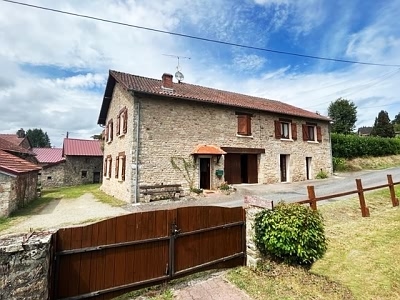 5 bed stone house for sale near Bujaleuf