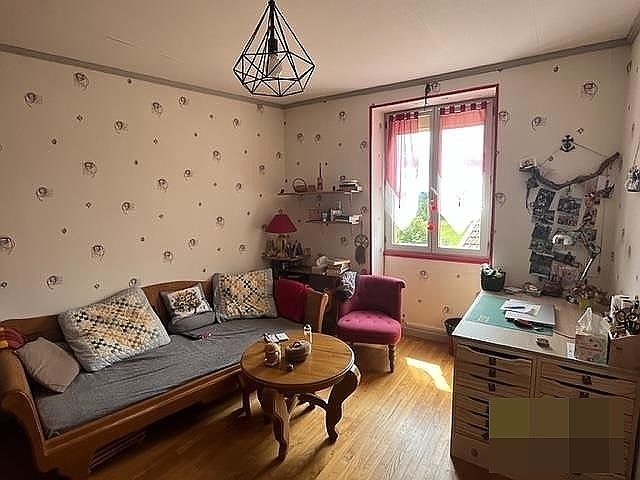 5 bed stone house for sale near Bujaleuf
