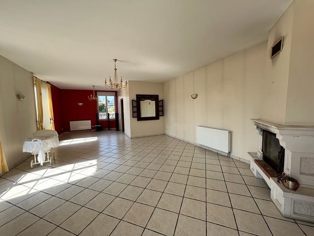 4 bed stone house for sale near Vengeons