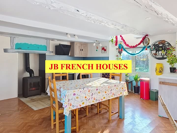 2 bed stone house for sale near Missiriac
