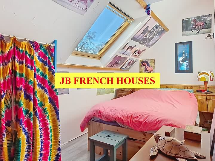 2 bed stone house for sale near Missiriac