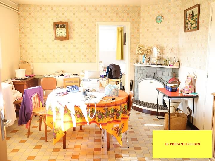 5 bed stone house for sale near Vengeons