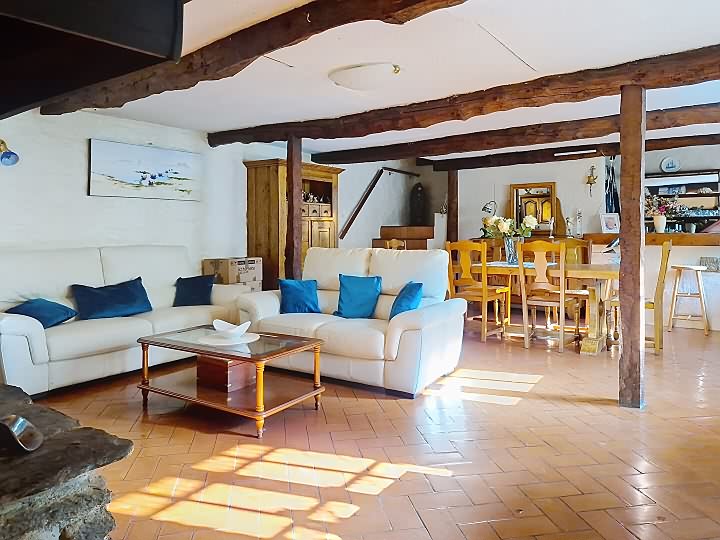 2 bed stone house for sale near Missiriac
