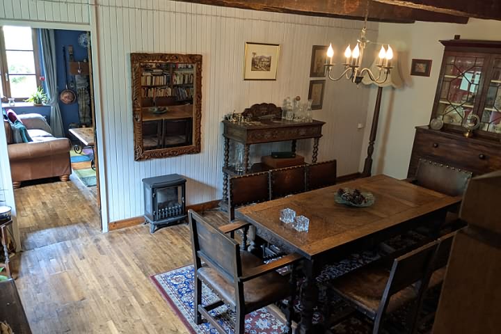 4 bed stone house for sale near Mohon