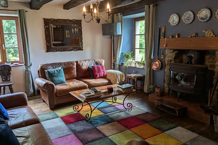 4 bed stone house for sale near Mohon