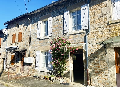 2 bed château for sale near Bujaleuf