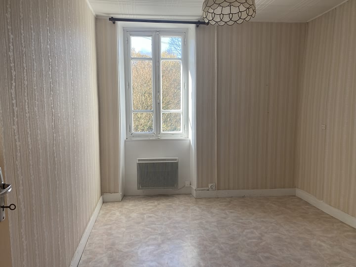 2 bed château for sale near Bujaleuf