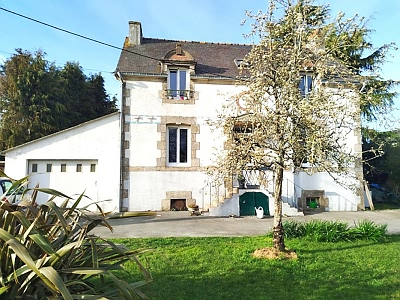 2 bed stone house for sale near Le Sourn