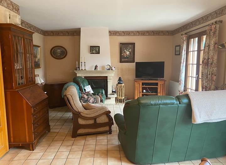 4 bed house for sale near Bujaleuf