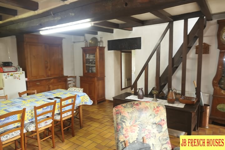 3 bed stone house for sale near Lapenty