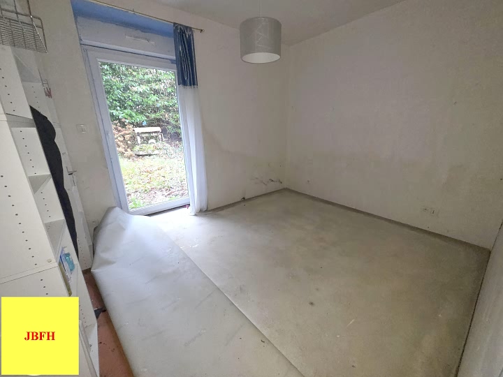 2 bed stone house for sale near Le Sourn