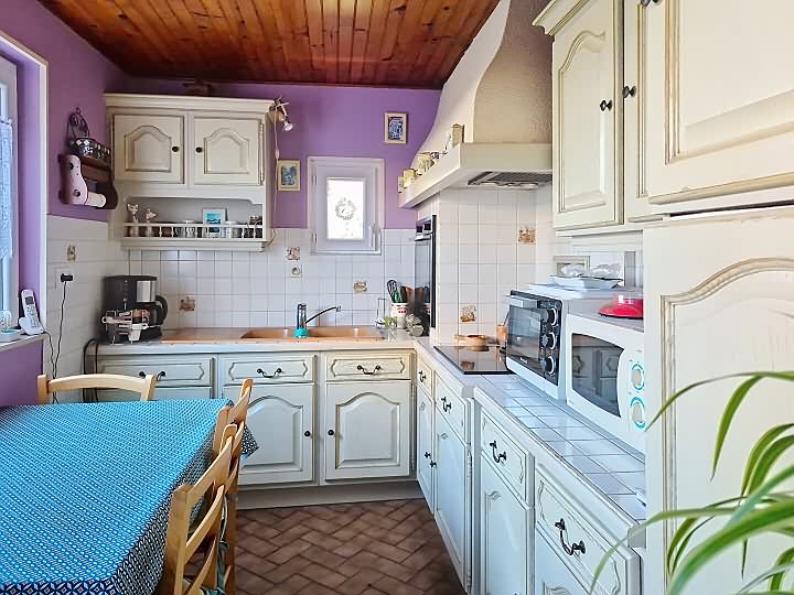 4 bed stone house for sale near Missiriac