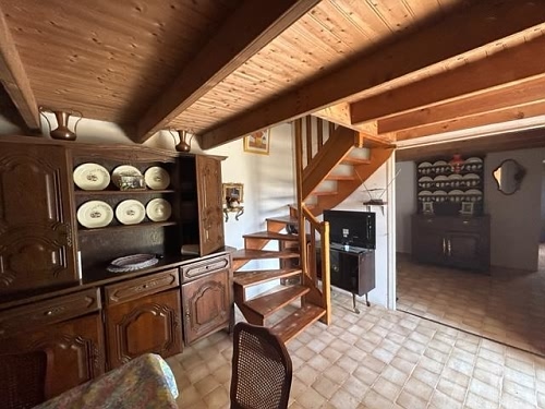 Stone house to renovate near Kerraden