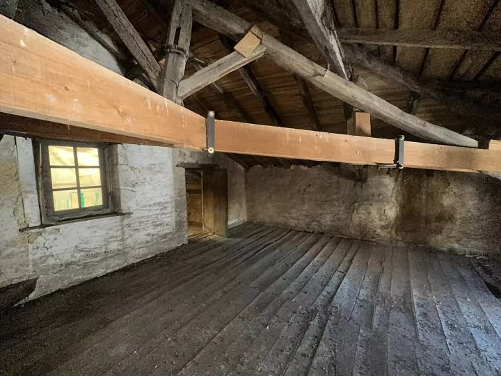 2 bed stone house for sale near Chez Vécant