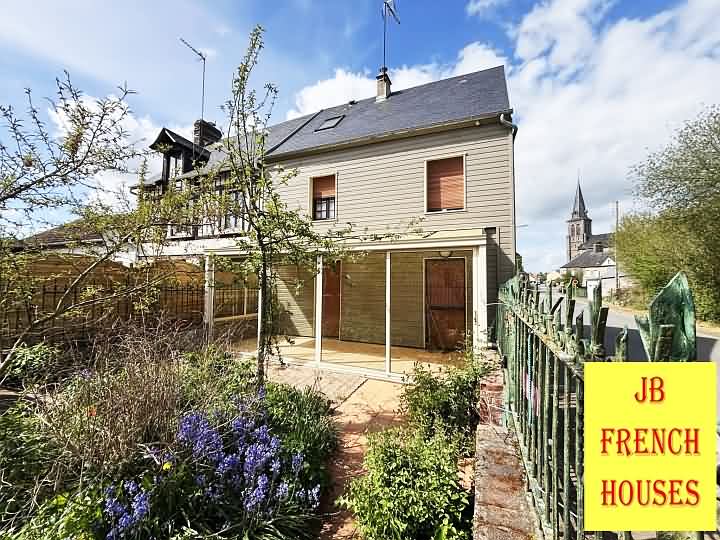 2 bed stone house for sale near Perrou