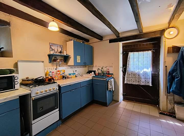3 bed stone house for sale near Lesbois