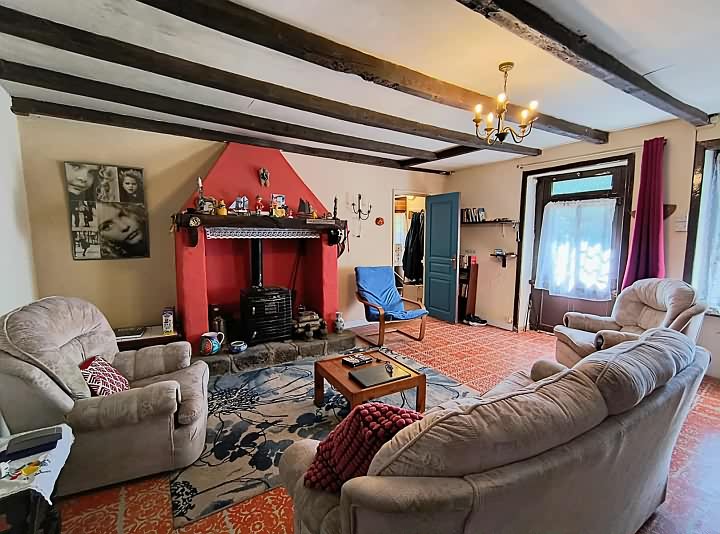 3 bed stone house for sale near Lesbois