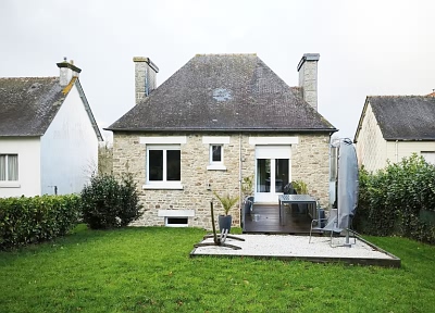 2 bed stone house for sale near Bonen