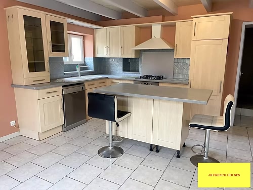 4 bed detached house for sale near Aizet