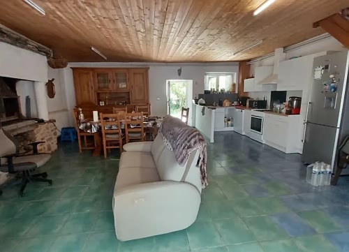 3 bed detached house for sale near Naillat