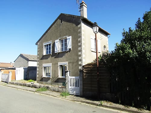 2 bed detached house for sale near Ardilleux