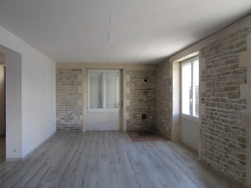 2 bed detached house for sale near Ardilleux