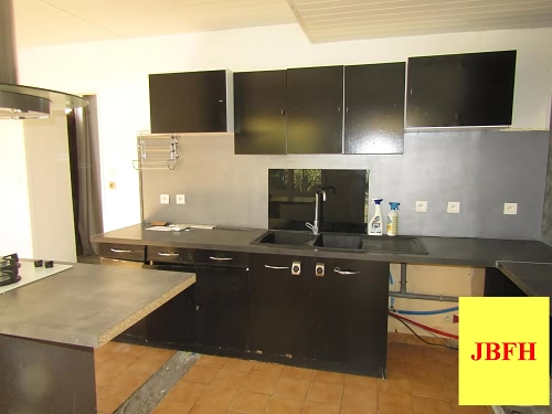2 bed detached house for sale near Ardilleux