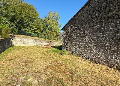 Stone barn for sale near Bujalenas