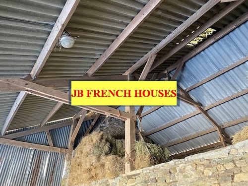 House to renovate near Burcy