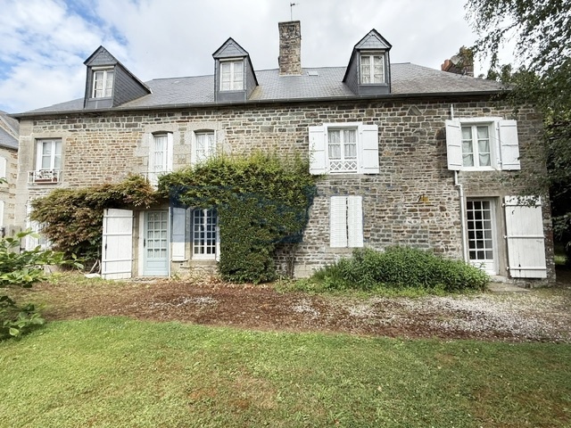 4 bed stone house for sale near Burcy