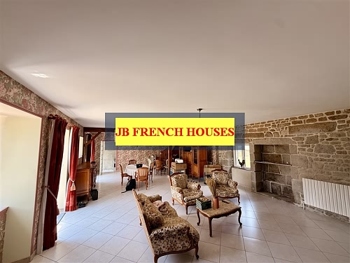 4 bed detached house for sale near Burcy