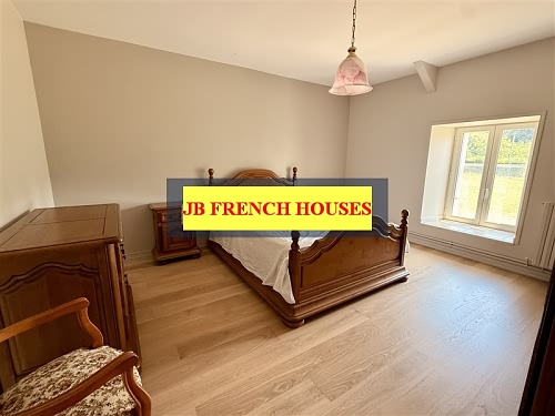 4 bed detached house for sale near Burcy