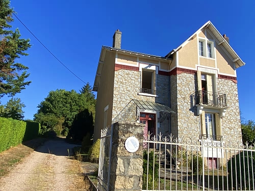 4 bed detached house for sale near Grand Bueix