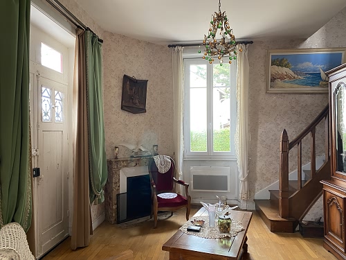 4 bed detached house for sale near Grand Bueix