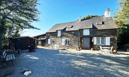 2 bed detached house for sale near Caribet