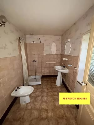 2 bed detached house for sale near Farges