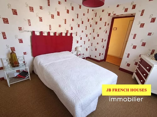 4 bed house for sale near Farges