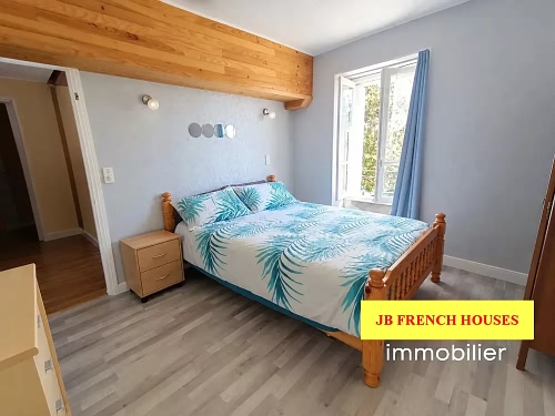 5 bed house for sale near Farges