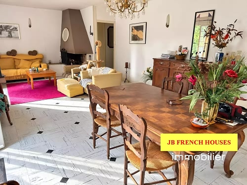 3 bed detached house for sale near Glénic