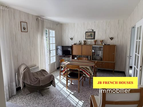 2 bed detached house for sale near Glénic