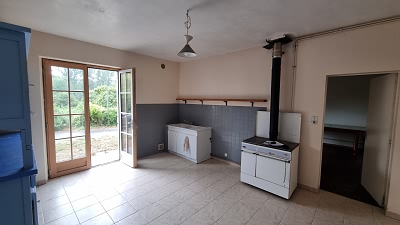 4 bed stone house for sale near Goulat