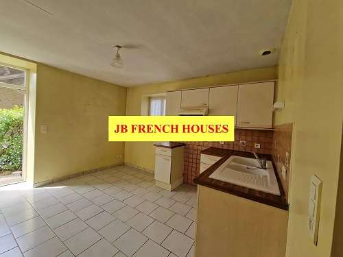 2 bed detached house for sale near Haimps