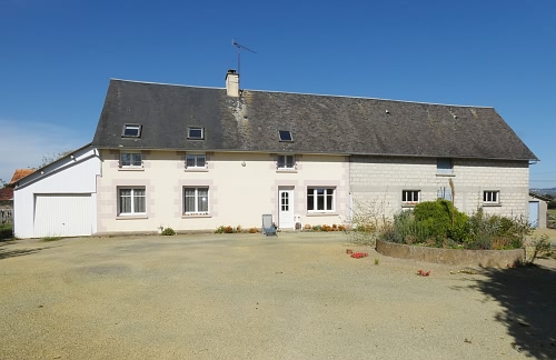 4 bed detached house for sale near Lapenty
