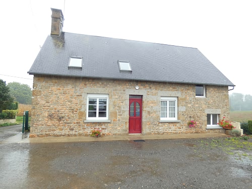 3 bed detached house for sale near Lapenty