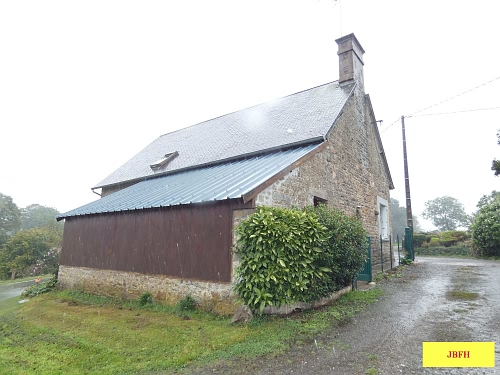 3 bed detached house for sale near Lapenty