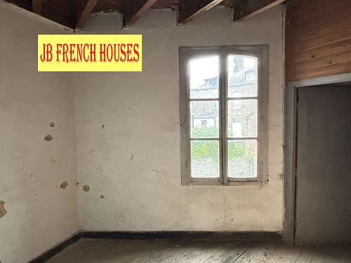 House to renovate near Lesbois