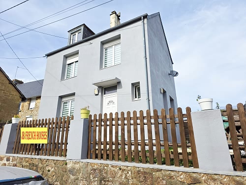 2 bed detached house for sale near Mantilly