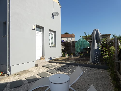 2 bed detached house for sale near Mantilly