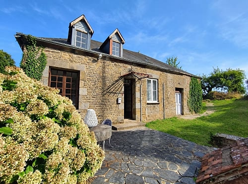 3 bed detached house for sale near Mantilly