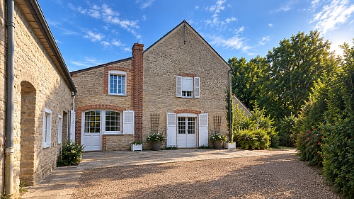 4 bed house for sale near Nécy